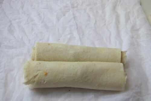 bread paneer rolls, how to make bread paneer rolls recipe