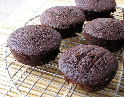 Filled Chocolate Cupcakes