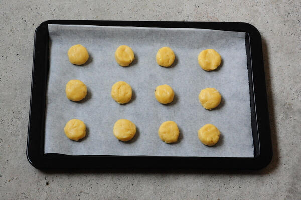 eggless cardamom almond cookies recipe