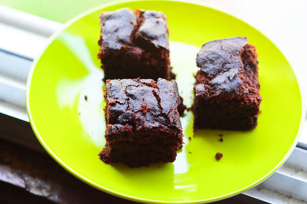 eggless banana chocolate pound cake