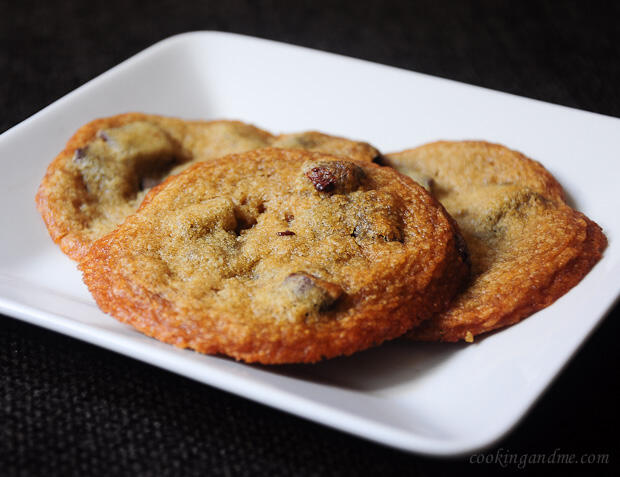 Eggless Chocolate Chunk Cookies Recipe