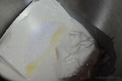 Eggless No-Bake Mango Cheesecake Recipe