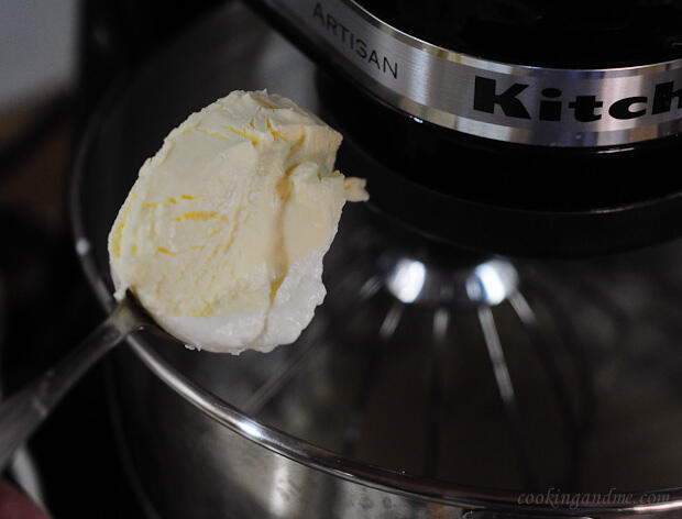 Blueberry Cheesecake Ice Cream Recipe, Eggless Step by Step Blueberry Cheesecake Ice Cream Recipe, Eggless Step by Step