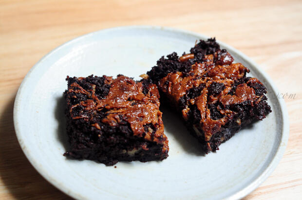 Eggless Dulce de Leche Brownies | A David Lebovitz Recipe