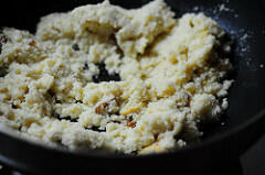 Rava Ladoo-Rava Laddu Recipe-Diwali Sweets Recipe