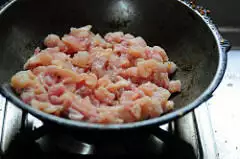 Chicken Thoran-Dry Chicken Recipe with Coconut