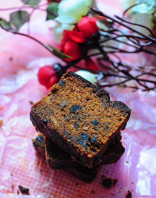 Eggless Christmas Plum Cake | Fruit Cake Recipe - Desserts