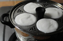 Idli with Idli Rava-Soft Idli Recipe
