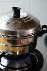 Eggless Steamed Chocolate Cake, How to Make Steamed Cake Recipe