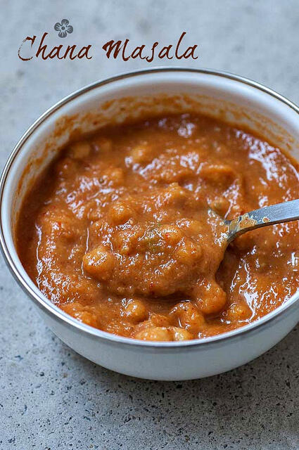 Chana Masala Recipe - Chole Masala Recipe for Batura, Poori, Chapati
