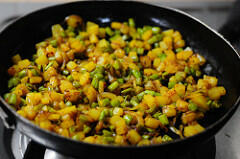 Beans Aloo Sabji - Potato Beans Stir-Fry (Curry) Recipe