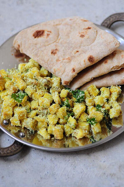 Breadfruit Thoran - Kadachakka Thoran - Kerala Thoran Recipes kadachakka thoran - breadfruit thoran recipe