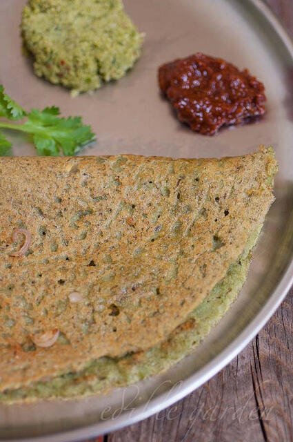 Andhra Pesarattu Recipe, Pesarattu with Green Moong Dal Andhra Pesarattu Recipe, Pesarattu with Green Moong Dal