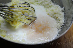 pressure cooker eggless sponge cake recipe (no oven cake) pressure cooker eggless sponge cake recipe (no oven cake)