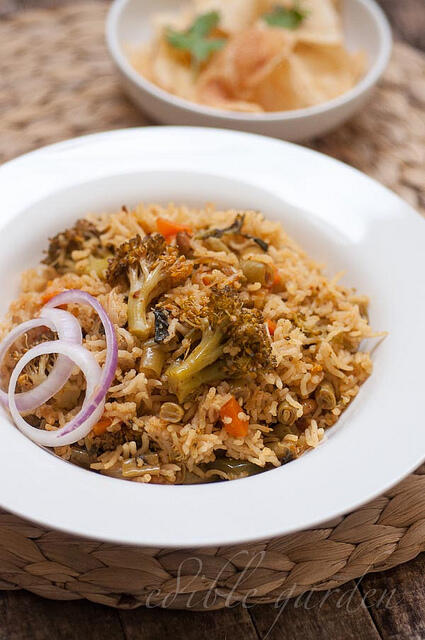 Easy Vegetable Biryani Recipe, Pressure Cooker-Rice Cooker Method