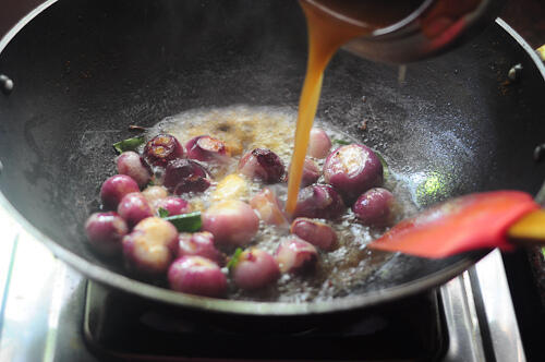 ullipaya pulusu recipe (reddiar vatti pulusu) ullipaya pulusu recipe (reddiar vatti pulusu)
