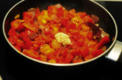 Red Capsicum Chutney Recipe - Red Chutney with Capsicum red capsicum chutney-red bell pepper chutney-3
