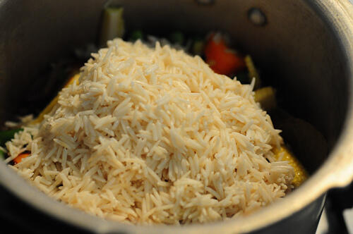 Vegetable Pulao Recipe, Vegetable Pulao in Pressure Cooker vegetable pulao-how to make veg pulao recipe-6