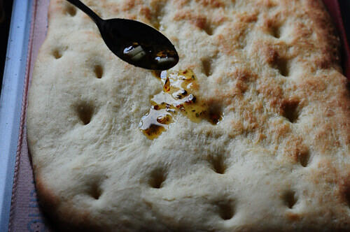 focaccia caprese-how to make focaccia bread-11