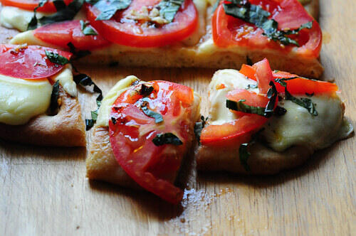 focaccia caprese-how to make focaccia bread-14