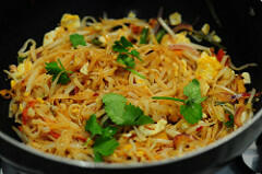 pad thai-vegetarian pad thai noodles recipe-13
