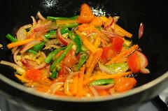 pad thai-vegetarian pad thai noodles recipe-4