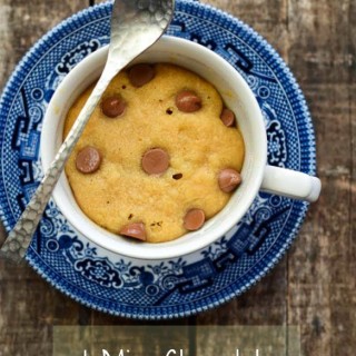 1 min chocolate chip cookie in a cup