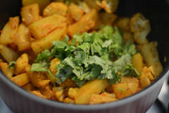 aloo gobi recipe, how to make dry aloo gobi recipe