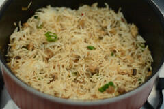 how to make indian mushroom fried rice recipe-7