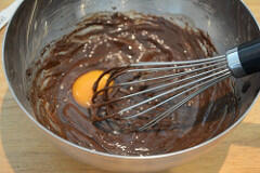 atta jaggery choc chip brownie recipe-3