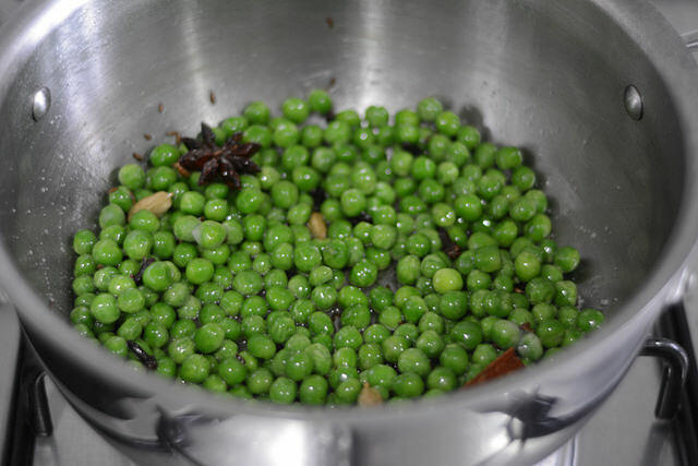 Peas pulao recipe, how to make peas pulao step by step