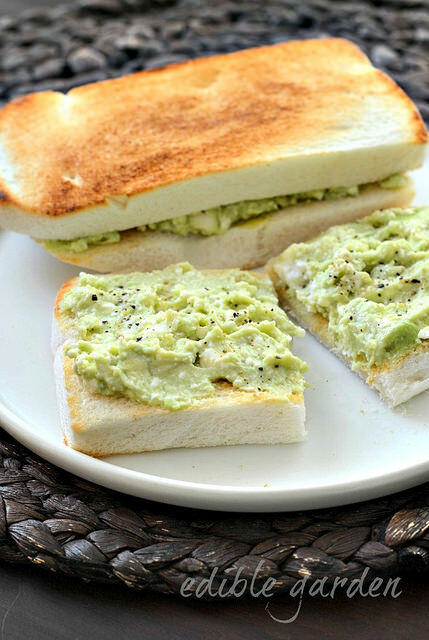 avocado feta smash on toast recipe