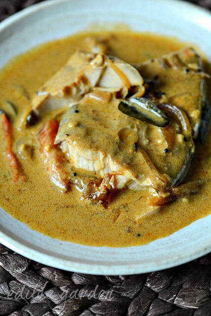 Easy fish curry recipe with coconut milk