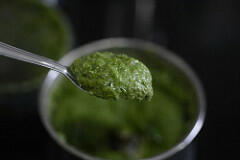 how to make walnut basil pesto recipe-6