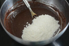 how to make chocolate cake in a pressure cooker pressure cooker chocolate cake recipe