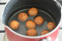 Bread Gulab Jamun, How to make Gulab Jamuns with Bread bread gulab jamun recipe, how to make gulab jamun with bread-10