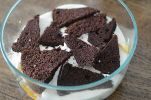 easy trifle recipe, trifle pudding with chocolate cake easy trifle recipe, trifle pudding with chocolate cake-16