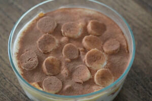 easy trifle recipe, trifle pudding with chocolate cake
