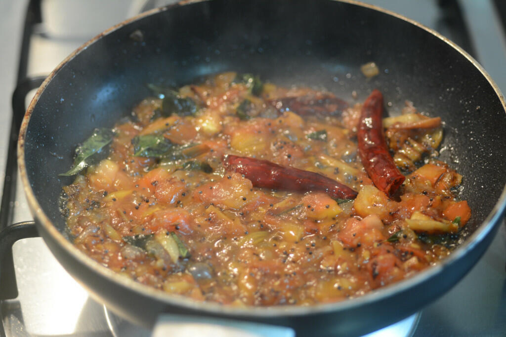 masoor dal tadka recipe, how to make dal tadka without pressure cooker