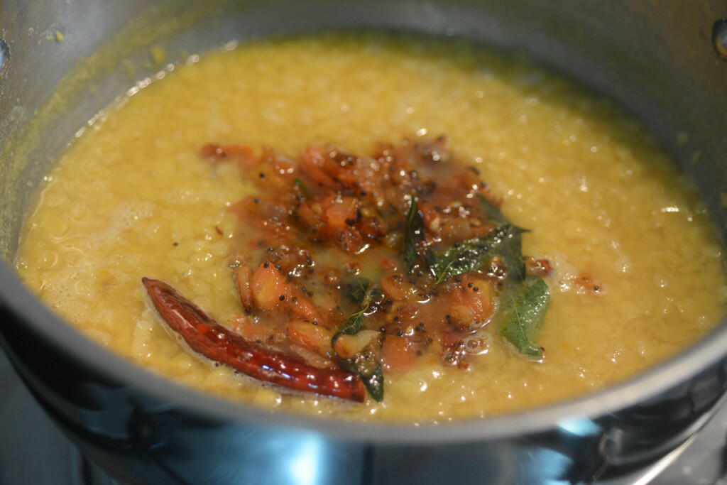 masoor dal tadka recipe, how to make dal tadka without pressure cooker