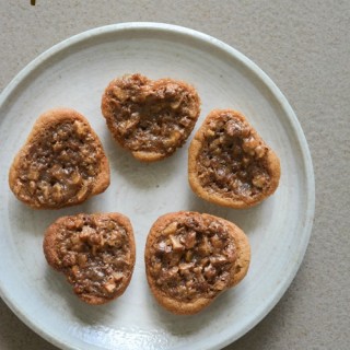 pecan pie bites, mini pecan pie recipe