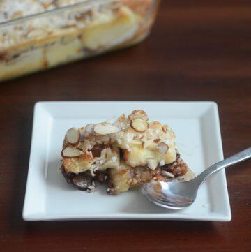 eggless bread pudding with banana chocolate chips