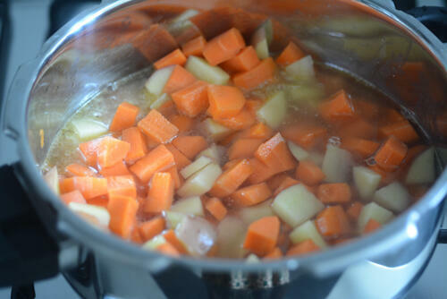 carrot potato soup, healthy indian soup recipes