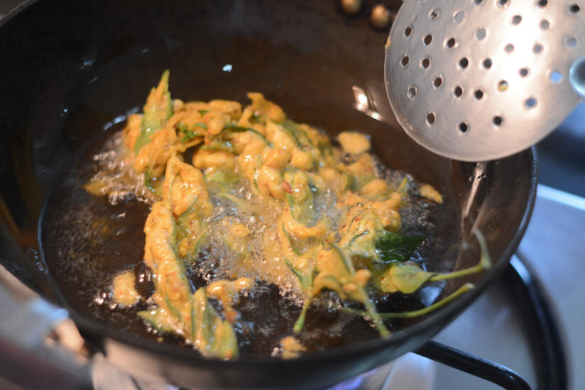 curry leaves pakoda recipe