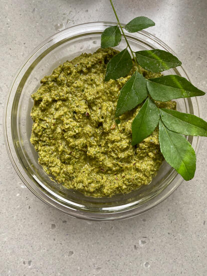 Curry leaves thogayal recipe